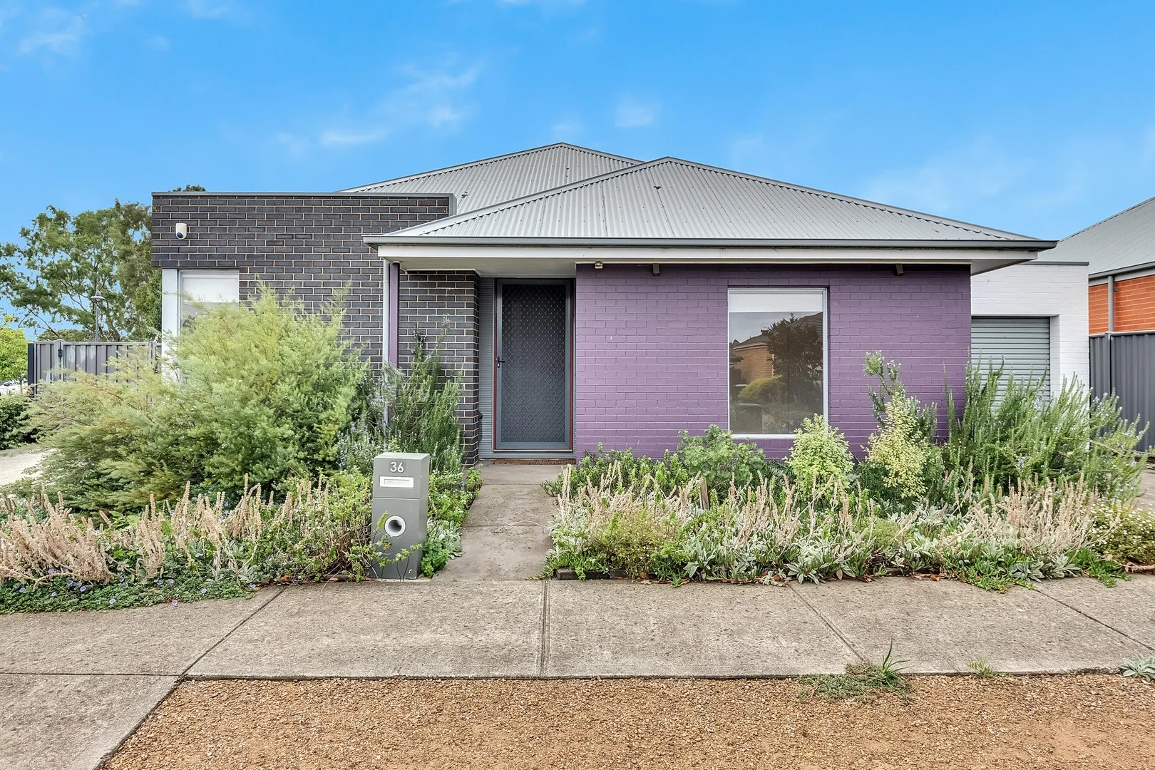 36 Girraween Crescent, Craigieburn VIC 3064