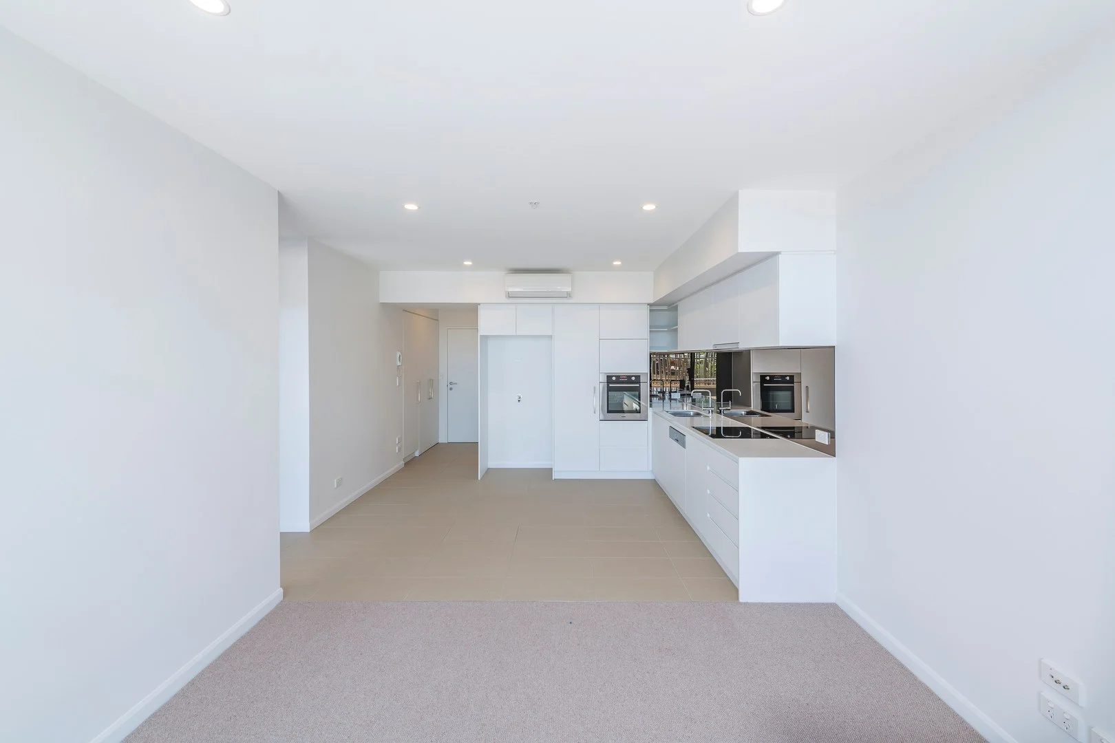 30803/300 Old Cleveland Road, Coorparoo QLD 4151