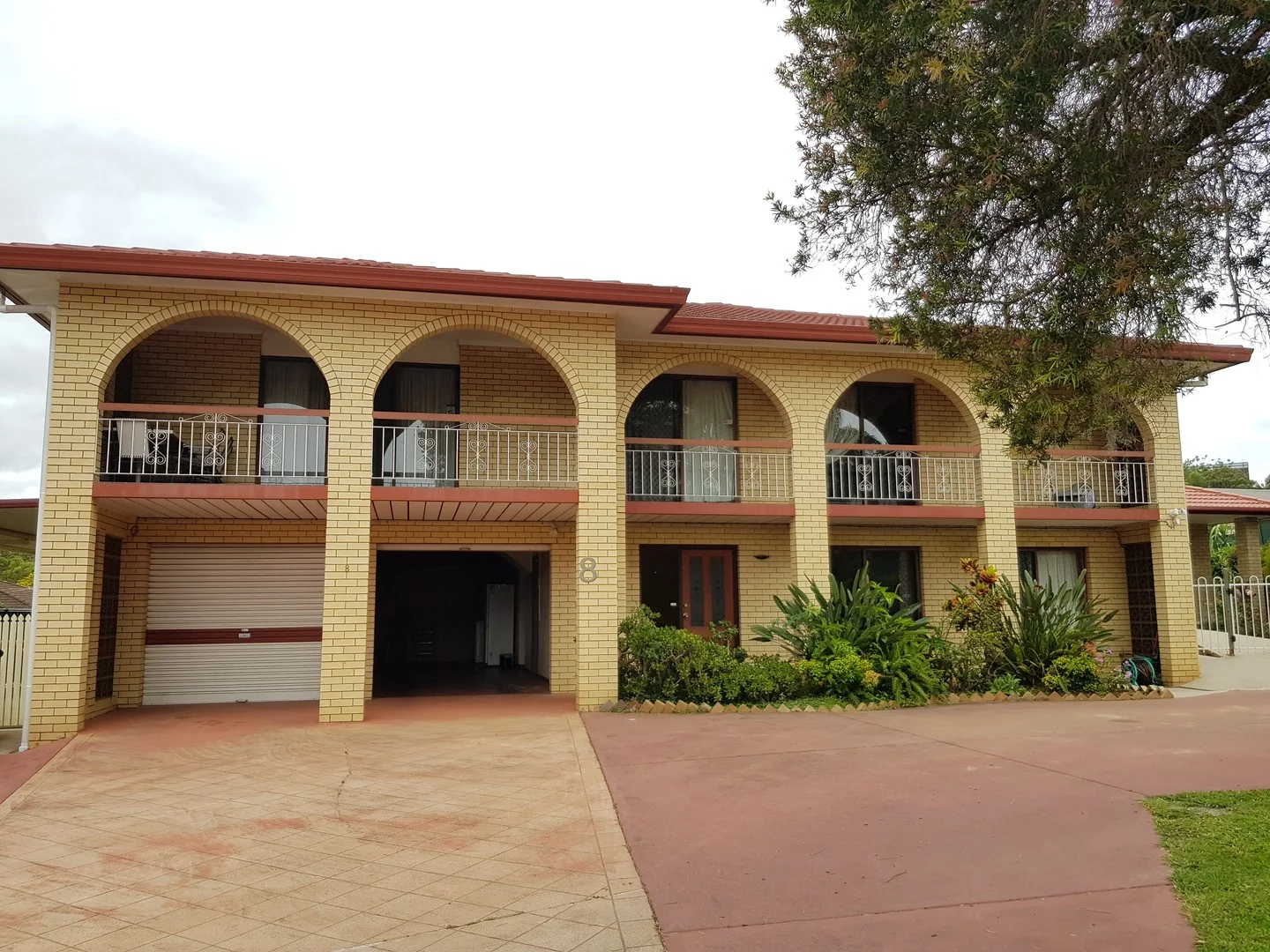 8 Sasha Street, Robertson QLD 4109