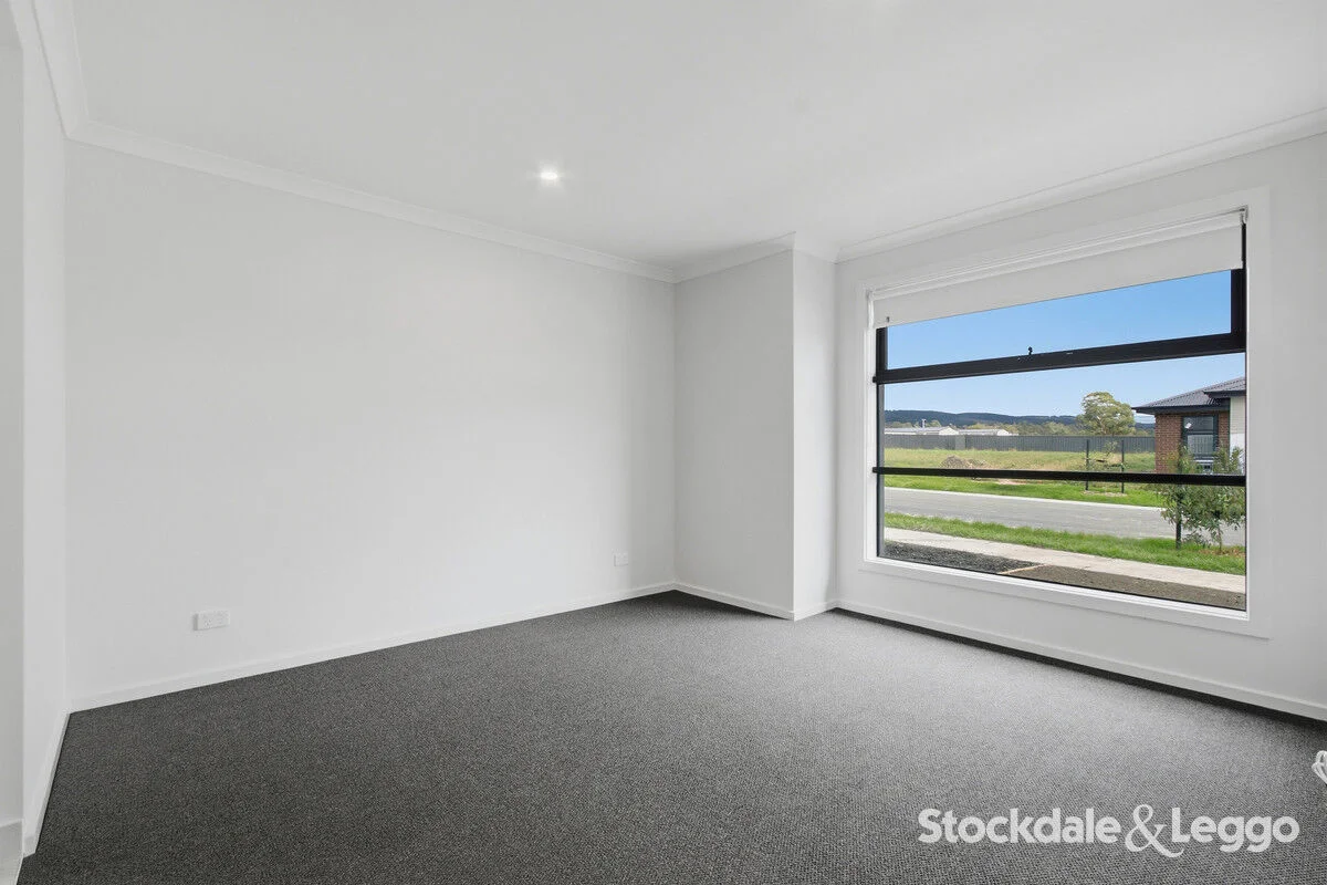 Additional image 2 of 8 Angus Way, Moe VIC 3825