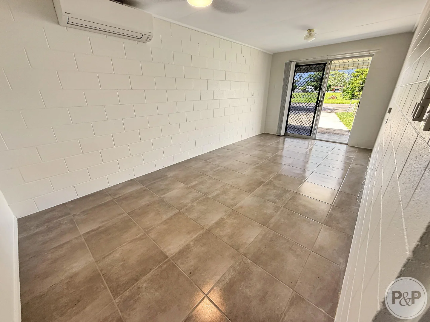 Additional image 2 of 1/180 Corcoran Street, Currajong QLD 4812