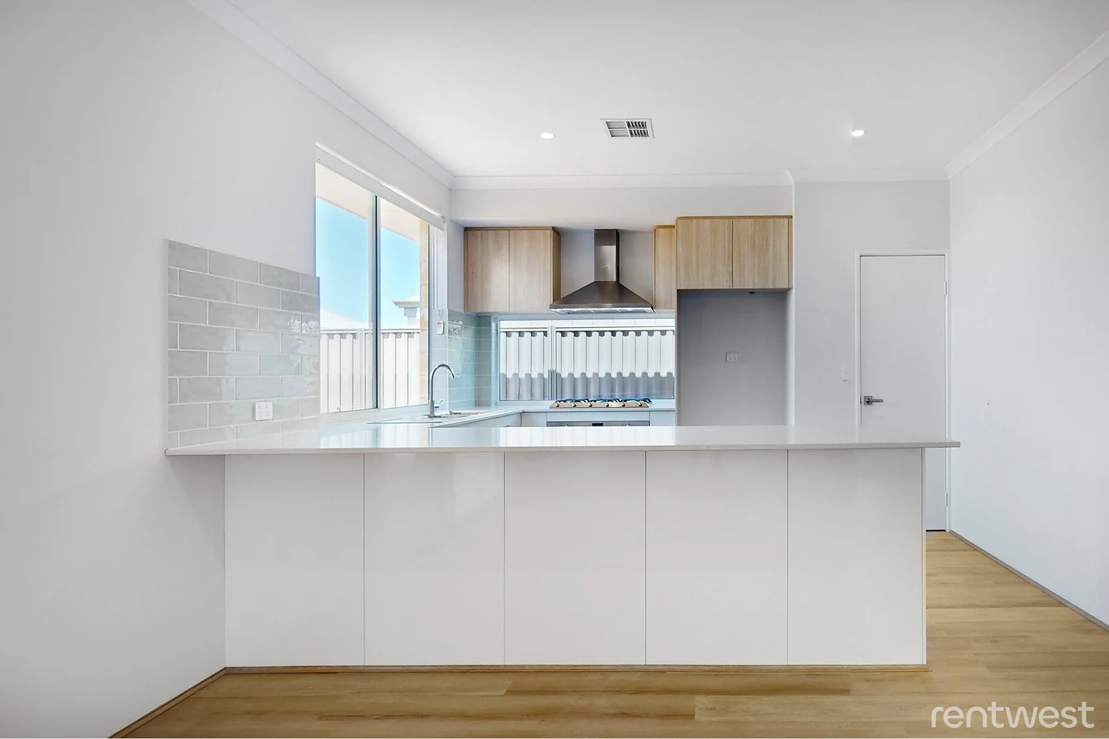 Additional image 3 of 5 Coronado Way, Madora Bay WA 6210