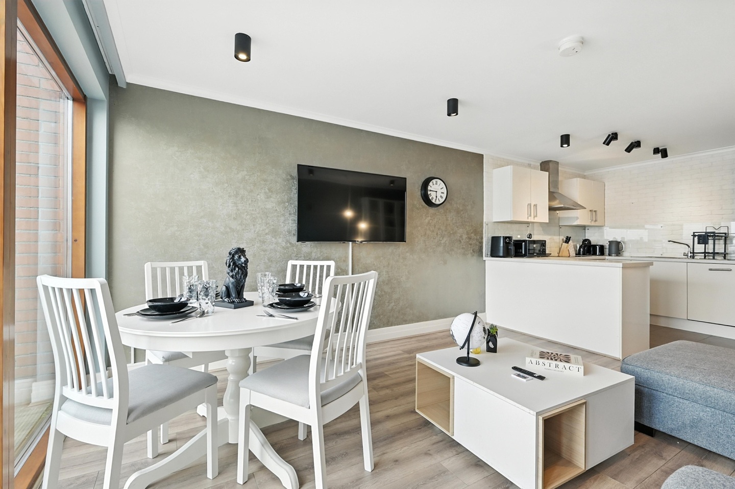 Additional image 6 of 2 Bed Flat, Princes Dock Street, BT1, N1 7GU