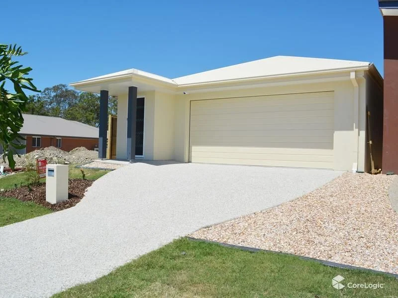 38 Parkland Circuit, Pimpama QLD 4209 photo 3