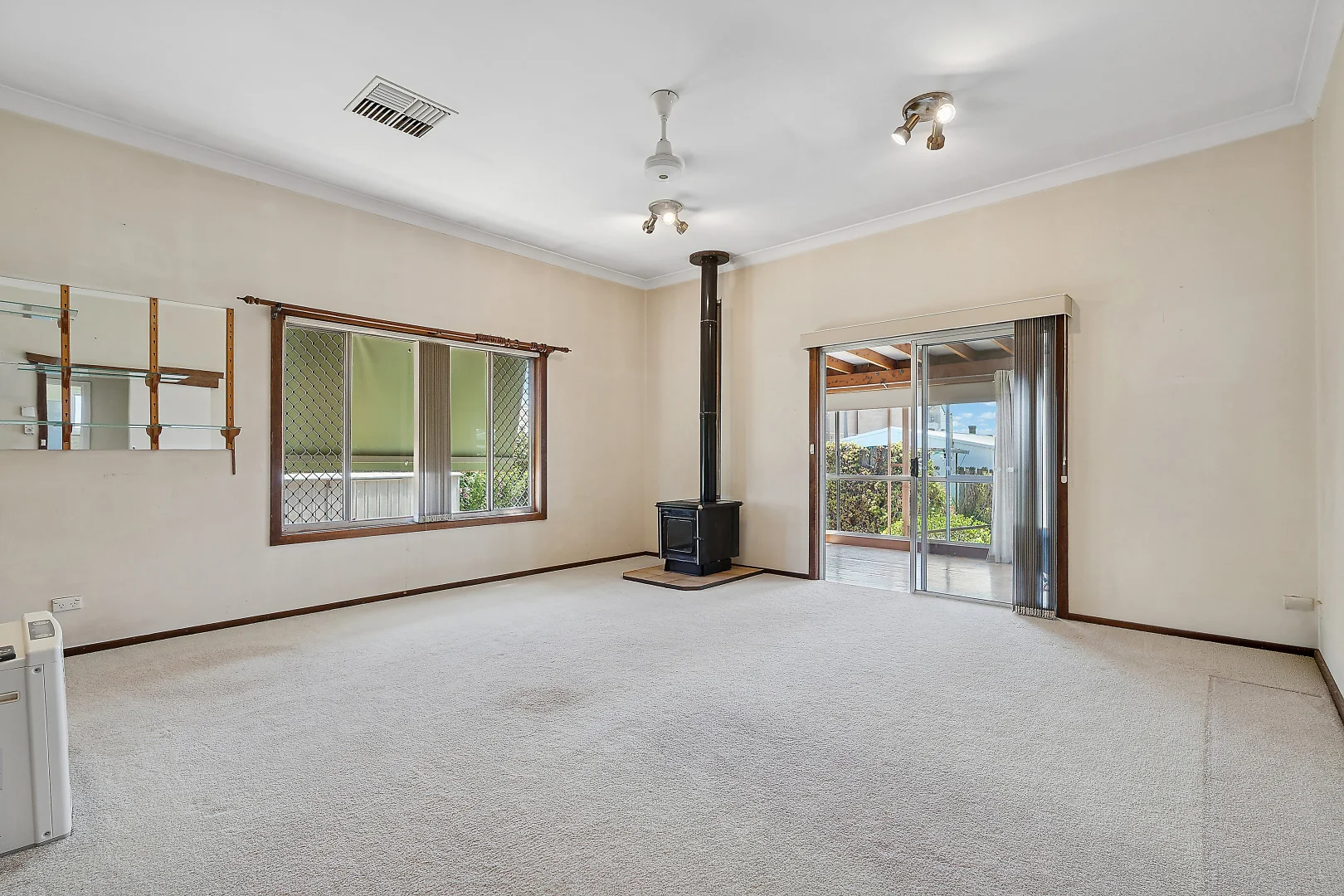 Additional image 2 of 153 Twynam St, Temora NSW 2666