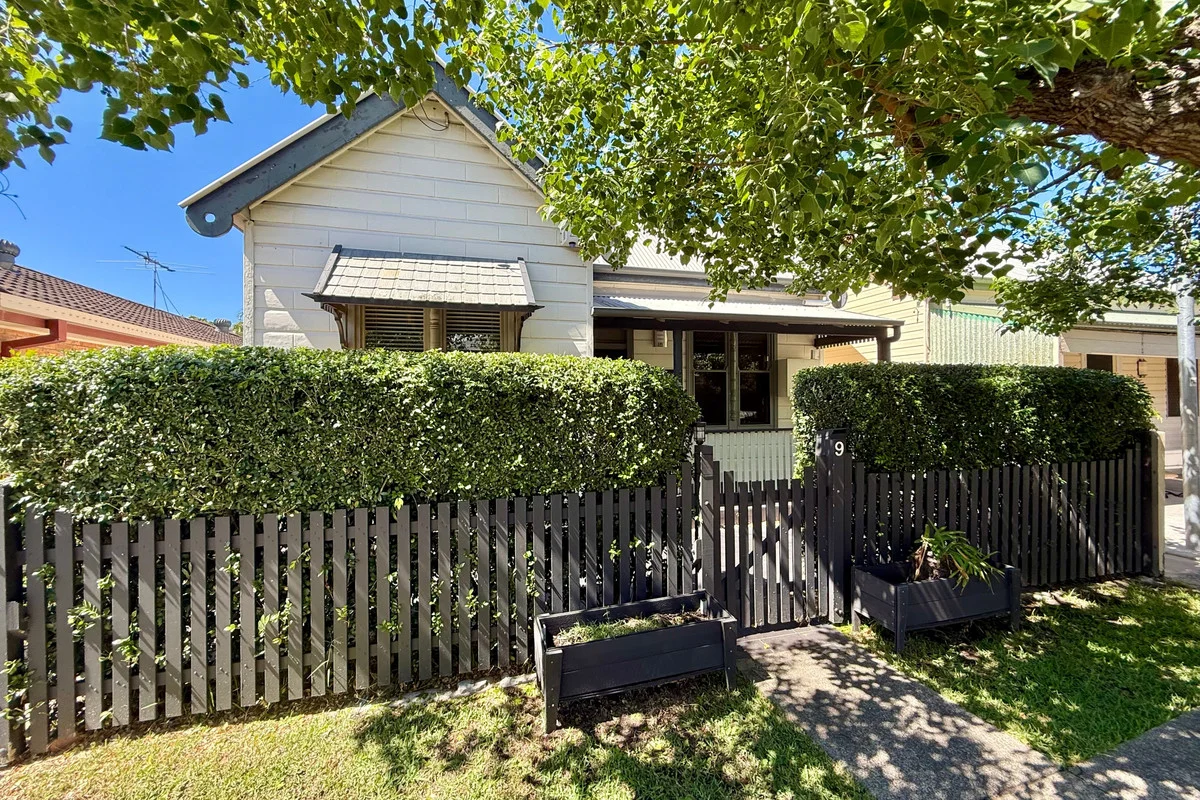 9 Kent Street, Hamilton NSW 2303