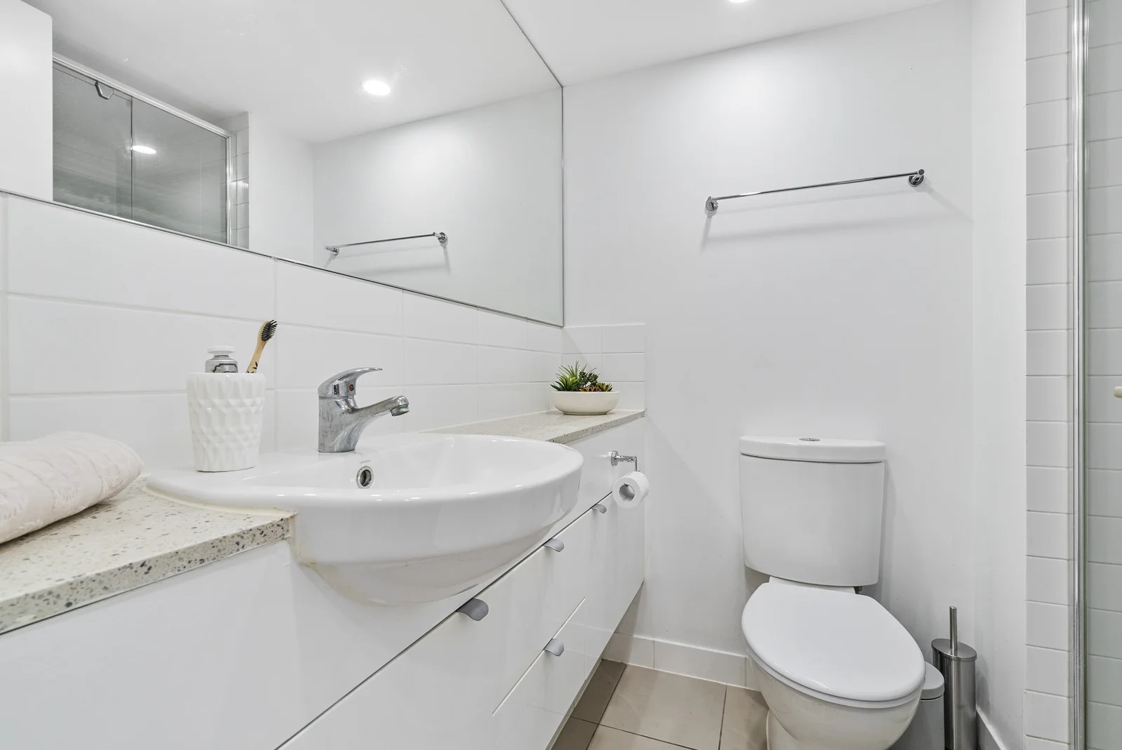 Additional image 11 of 23 Curlew/154 musgrave Avenue, Southport QLD 4215