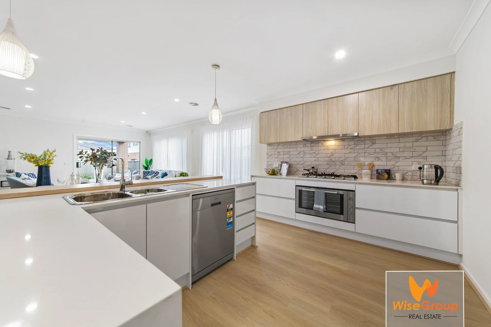 Additional image 6 of 28 Rhynhurst Street, Clyde North VIC 3978