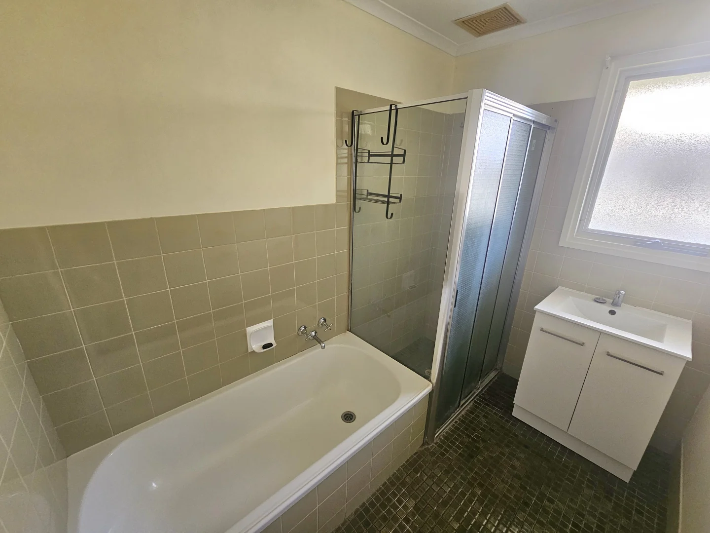 Additional image 3 of 50 Derrington Street, Mount Gambier SA 5290
