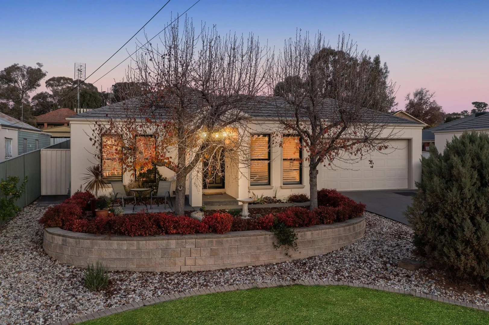 1/32 Race Street, Flora Hill VIC 3550