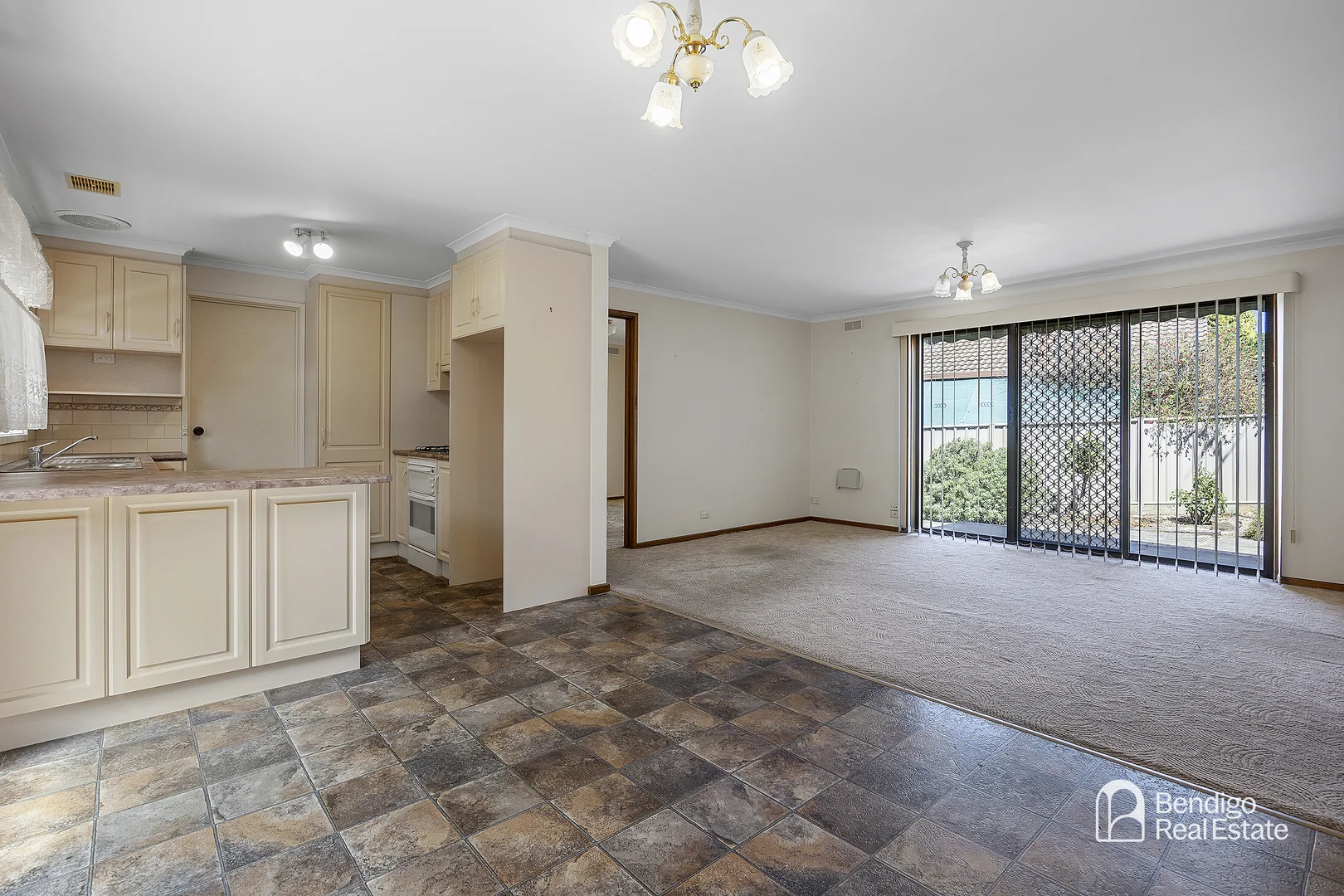 Additional image 7 of 205 MacKenzie Street, Kangaroo Flat VIC 3555