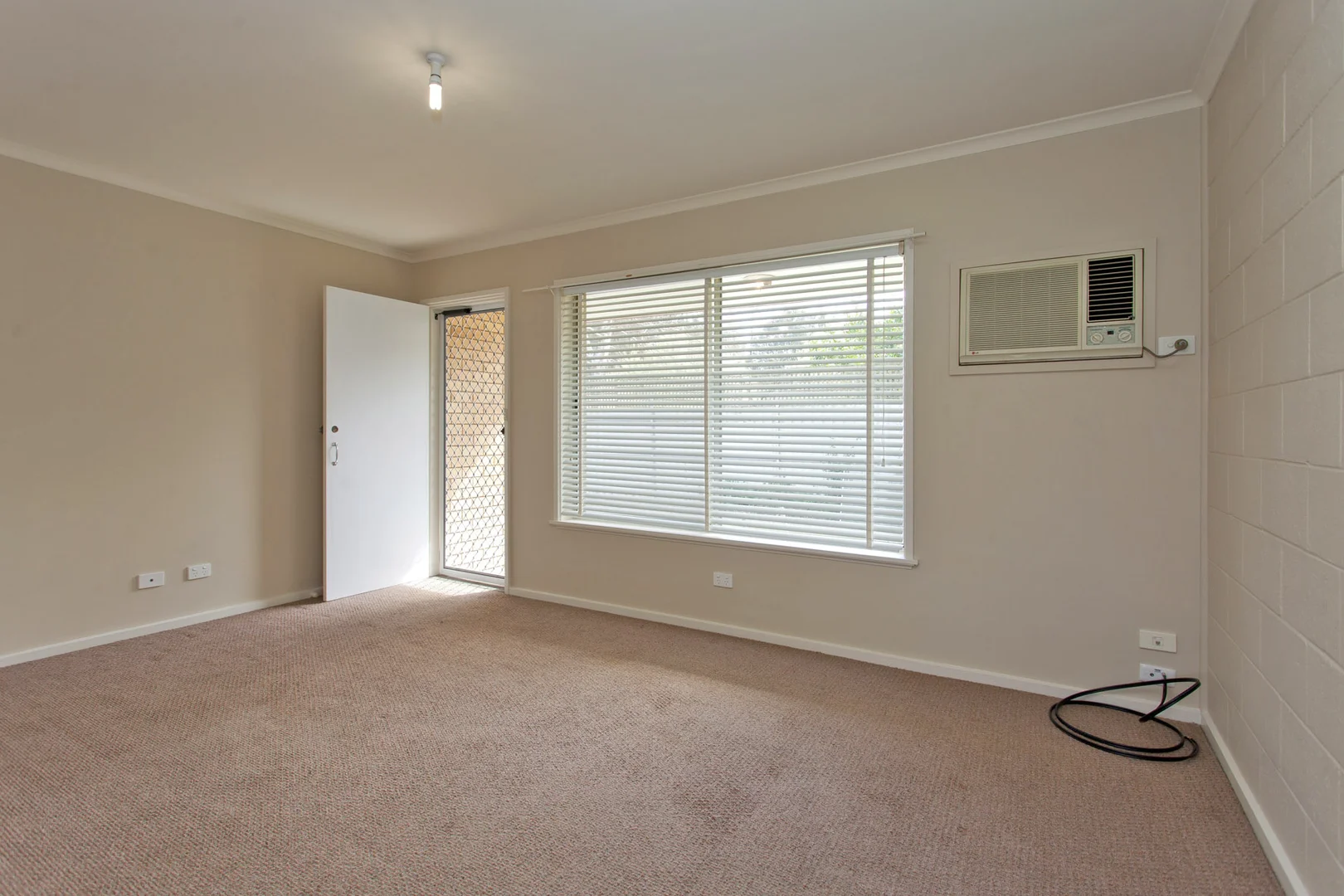 Additional image 3 of 6/622 Griffith Street, Albury NSW 2640