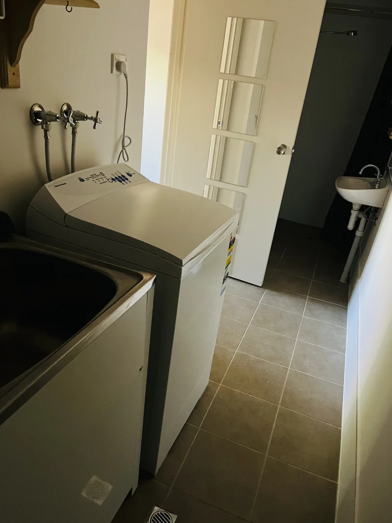 Additional image 5 of Unit 9/6-8 Kennebery Crescent, Roxby Downs SA 5725