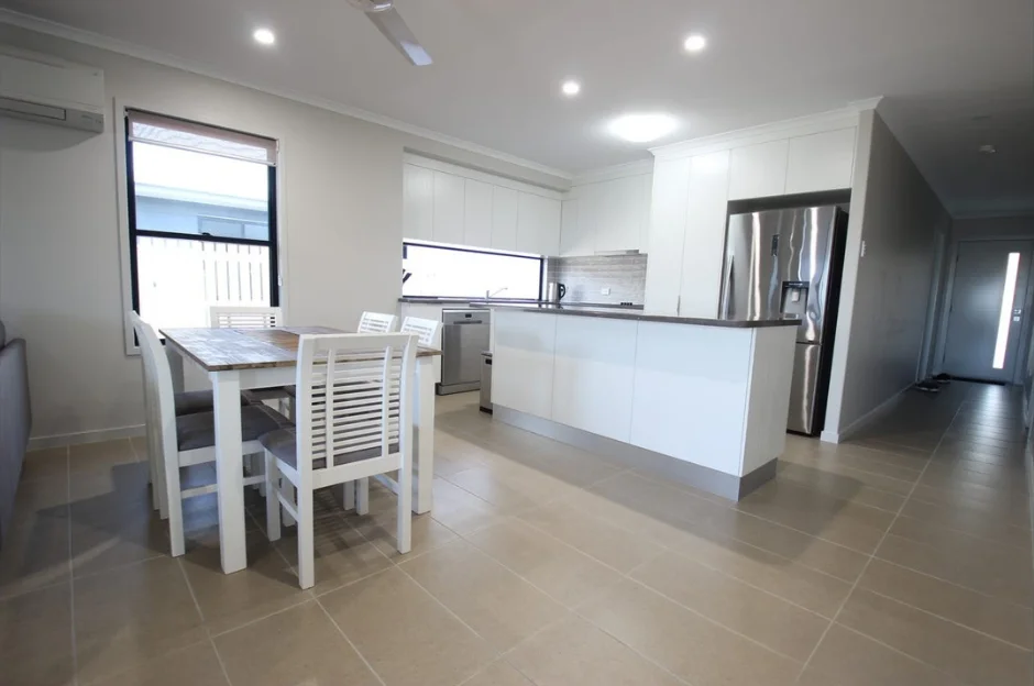 Additional image 5 of 16 Raffia Street, Rural View QLD 4740