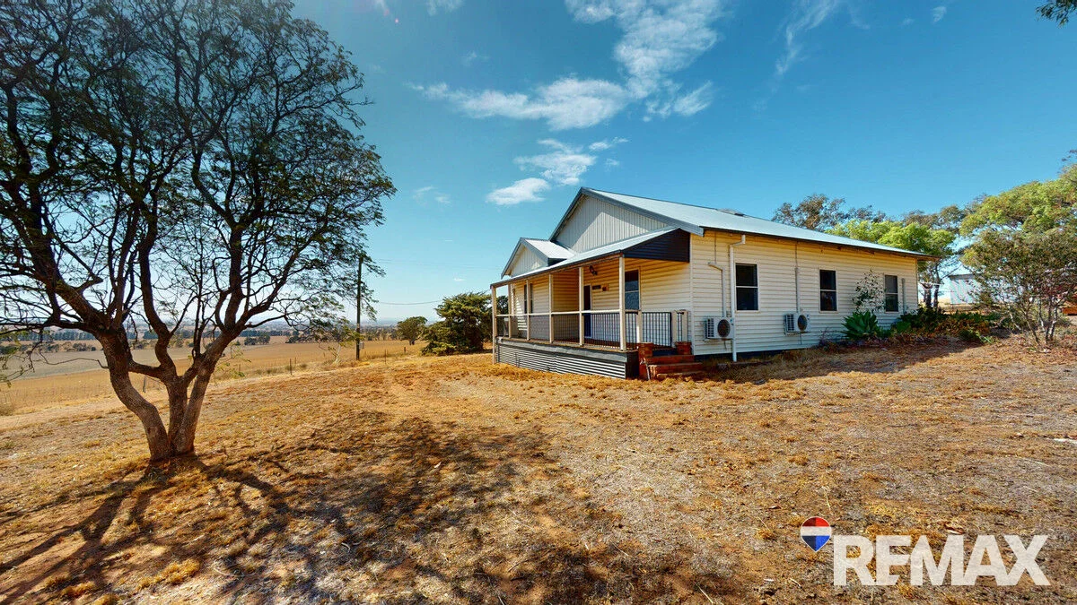 383 Coffin Rock Road, Junee NSW 2663