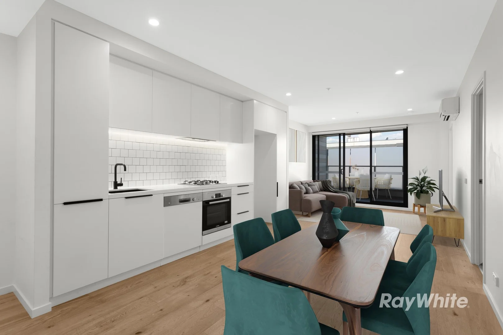 311/316 Neerim Road, Carnegie VIC 3163
