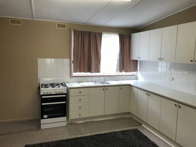 23 Griffin Street, Bathurst NSW 2795 photo 4