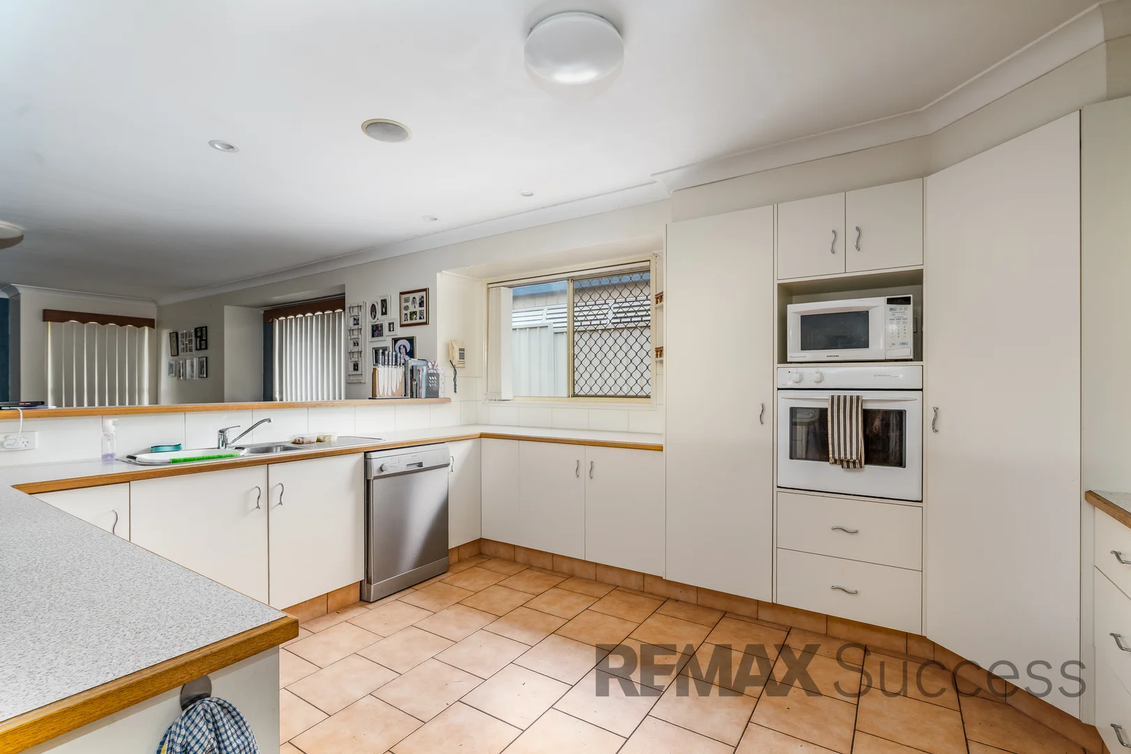 Additional image 3 of 14 Wood Drive, Middle Ridge QLD 4350