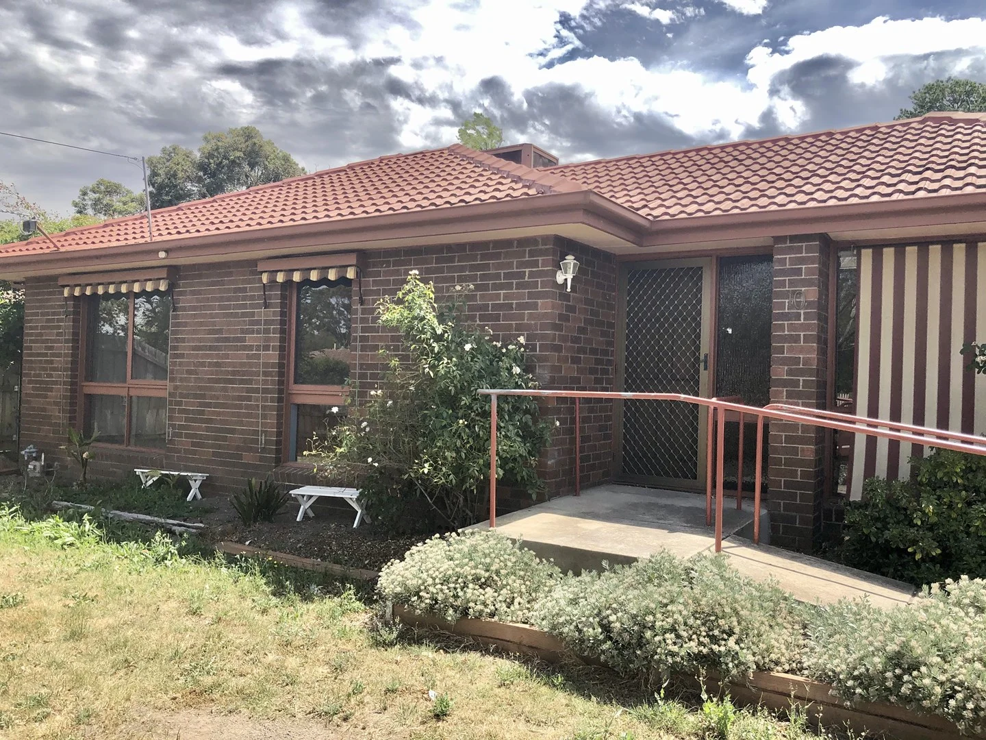 10 Simpson Avenue, Sunbury VIC 3429