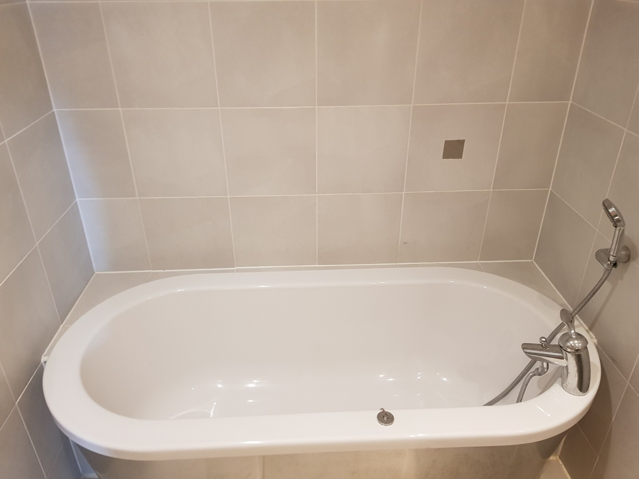 Additional image 9 of 2 Bed Flat, Altolusso, CF10, N1 7GU