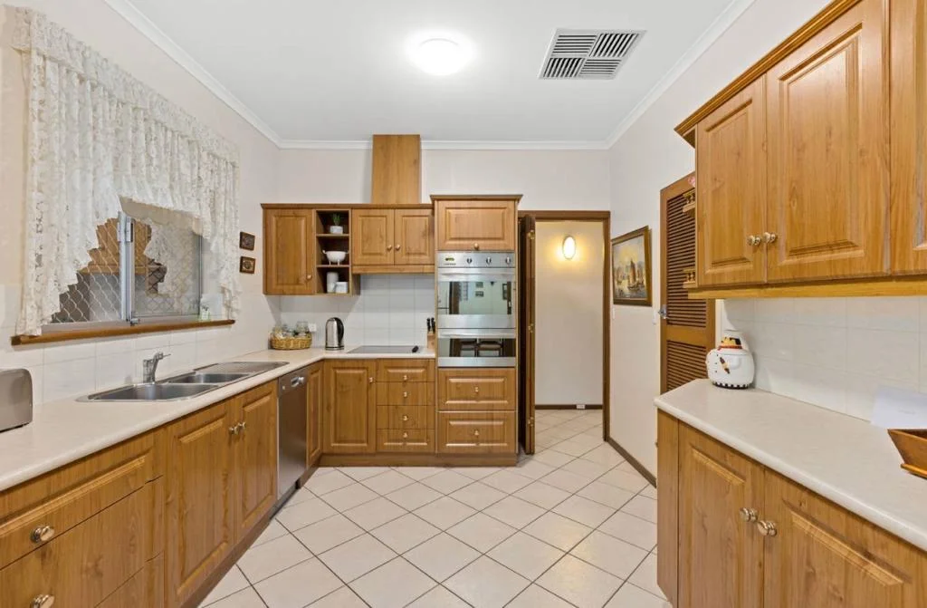 Additional image 3 of 14 Nanette Road, Valley View SA 5093