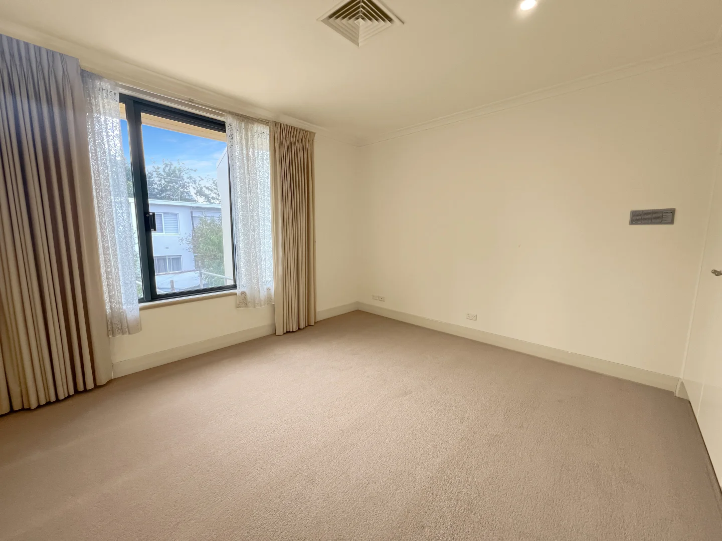 Additional image 9 of 62 Eastern Beach Road, Geelong VIC 3220