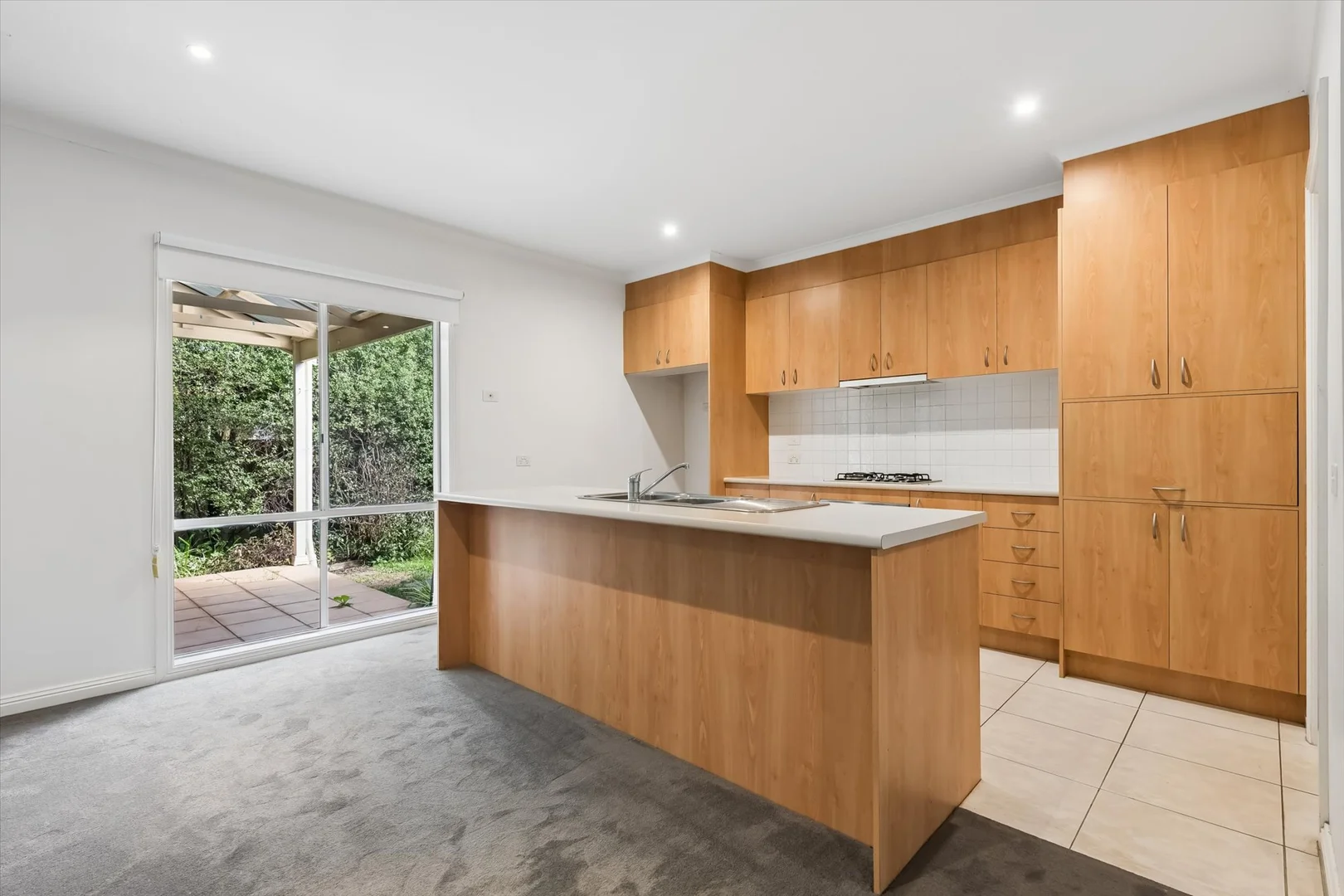 Additional image 3 of 86 Sovereign Manors Crescent, Rowville VIC 3178