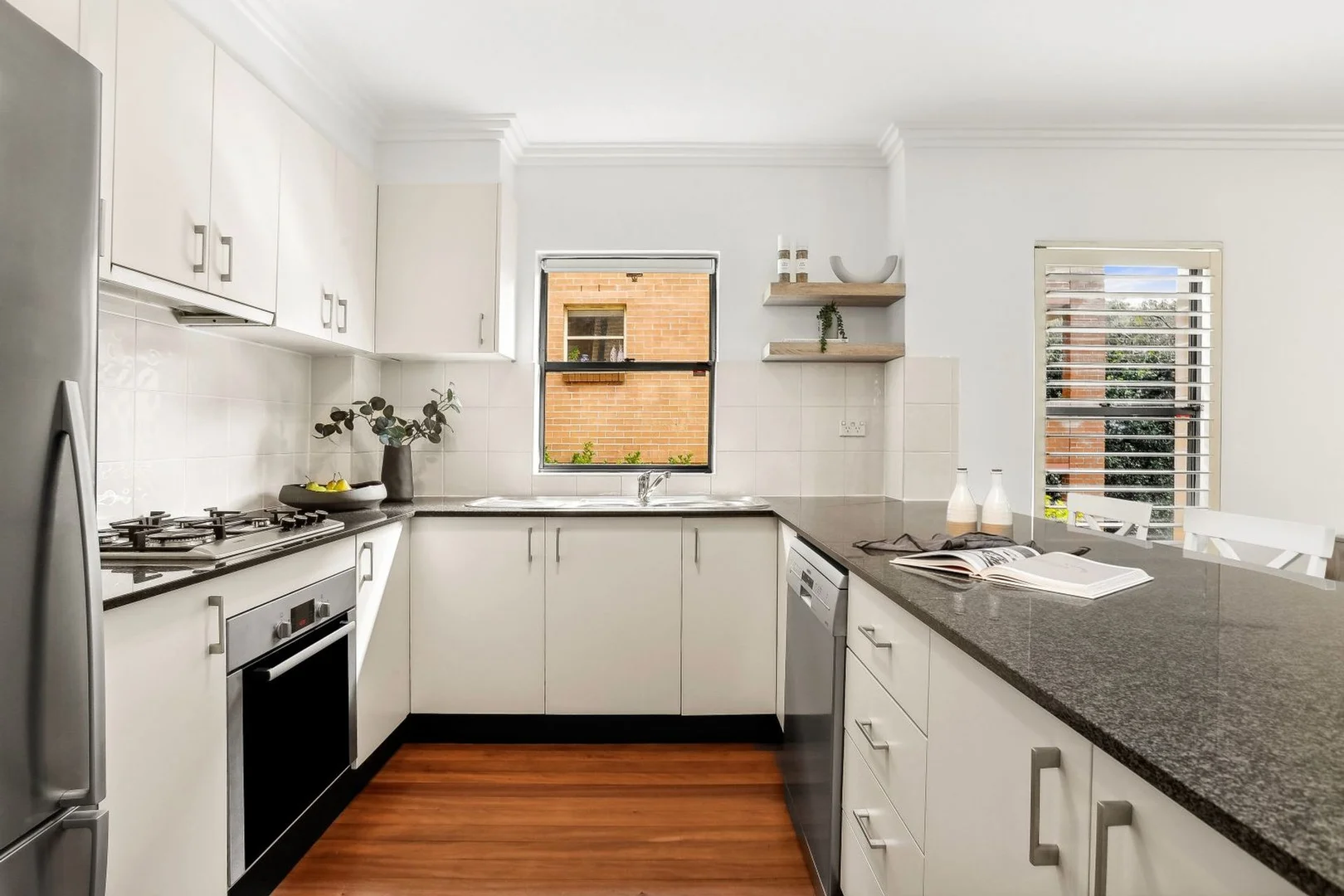 Additional image 5 of 2/58 Beach Rd, Bondi Beach NSW 2026
