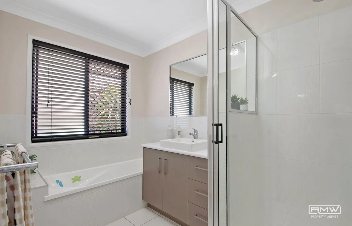 Additional image 10 of 4 Seashell Court, Lammermoor QLD 4703