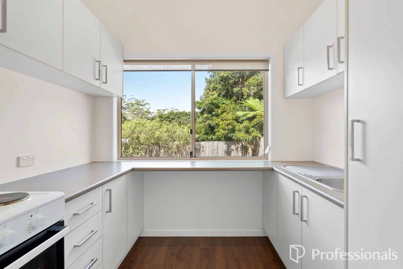 4/49 Main St, Tamborine Mountain QLD 4272