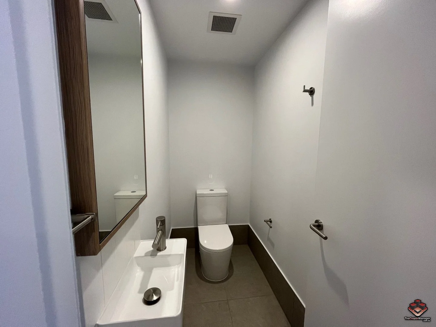 Additional image 12 of ID:21120277/140 Wellington Road, East Brisbane QLD 4169