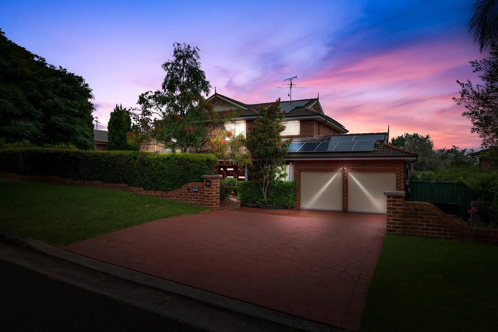 14 Nepean Towers Avenue, Glen Alpine NSW 2560