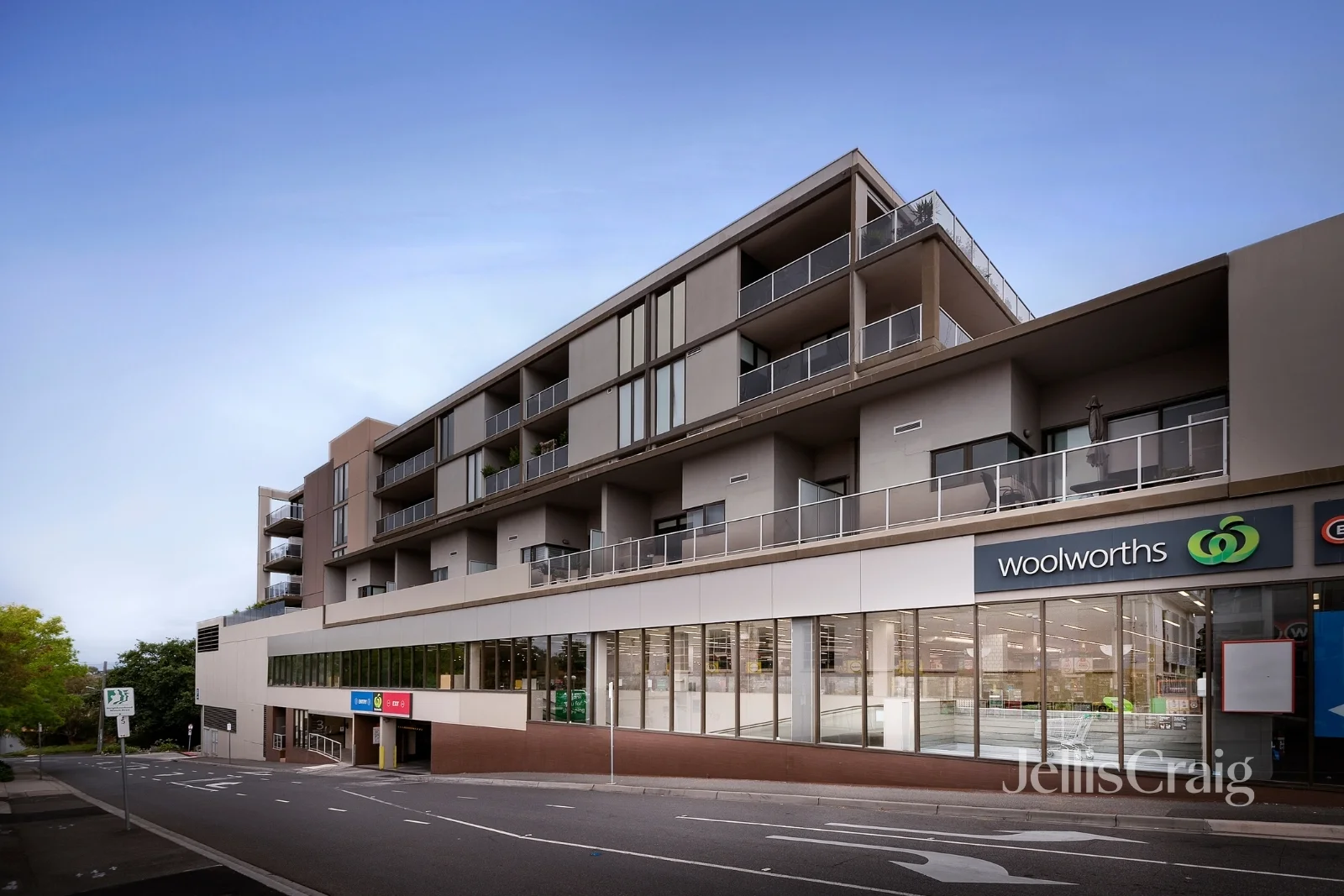 305/3 Kiernan Avenue, Ivanhoe VIC 3079