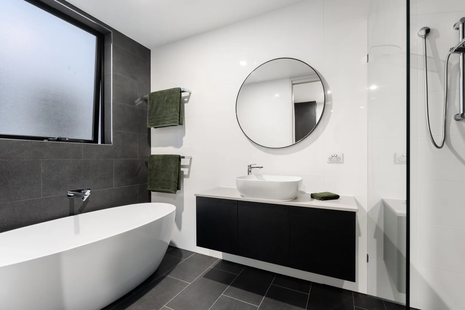 Additional image 20 of 38B Merrimac Boulevard, Broadbeach Waters QLD 4218