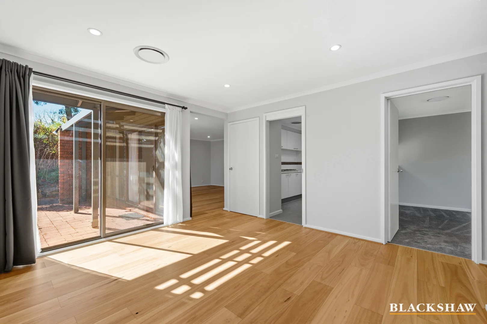 Additional image 5 of 11 Dugdale Street, Cook ACT 2614