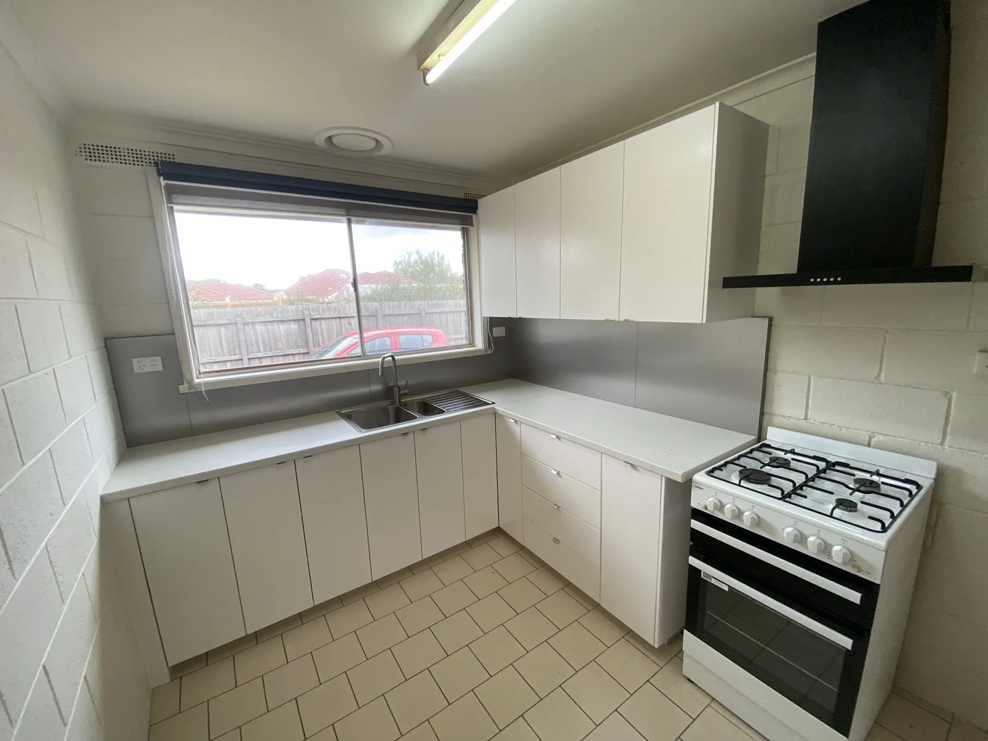 4/9-13 Ligar Street, Sunbury VIC 3429