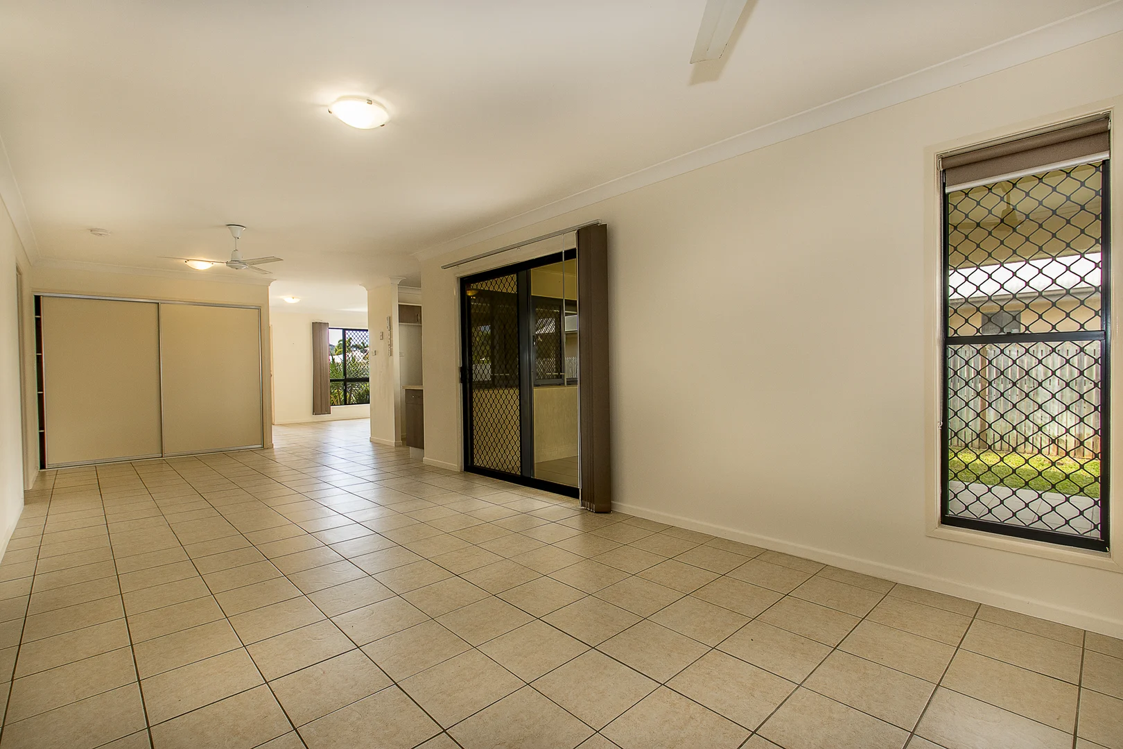 Additional image 4 of 27 Fitzgerald Crescent, Kirwan QLD 4817
