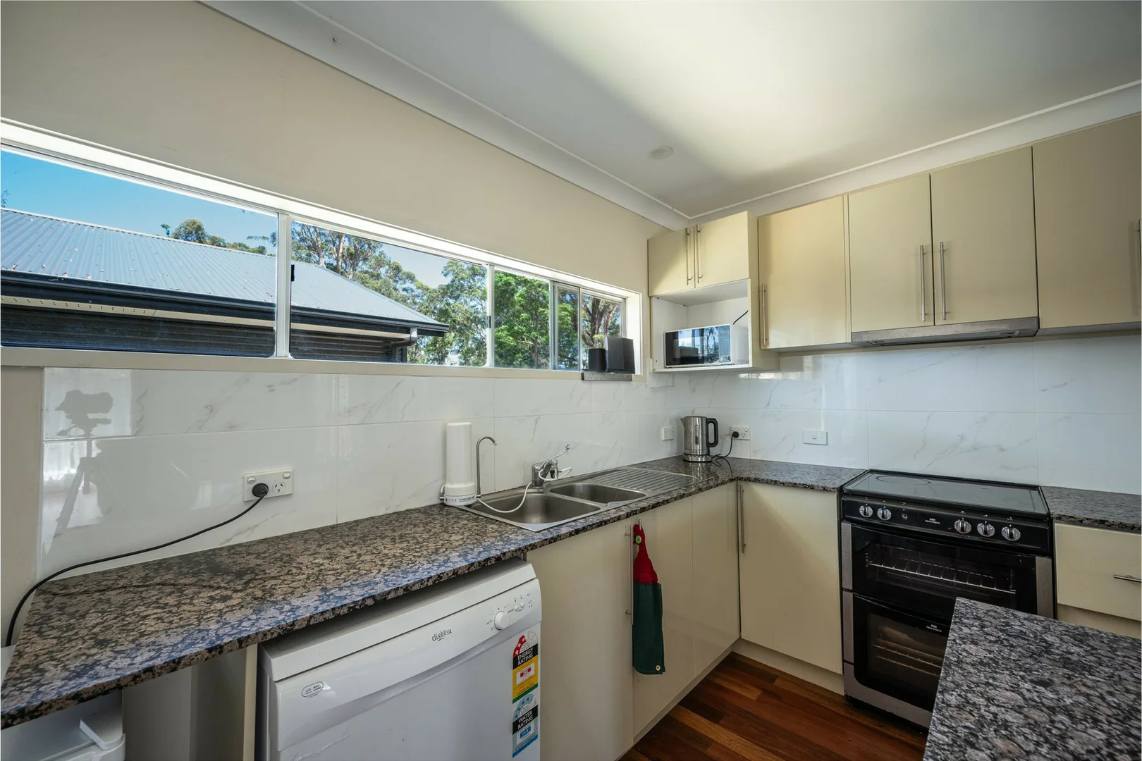 Additional image 2 of 10 Angorra Street, Russell Island QLD 4184