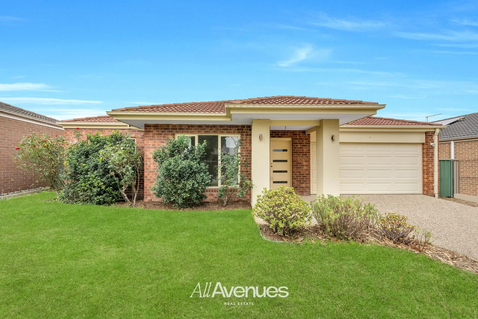 6 Jefferson Ave, Cranbourne North VIC 3977