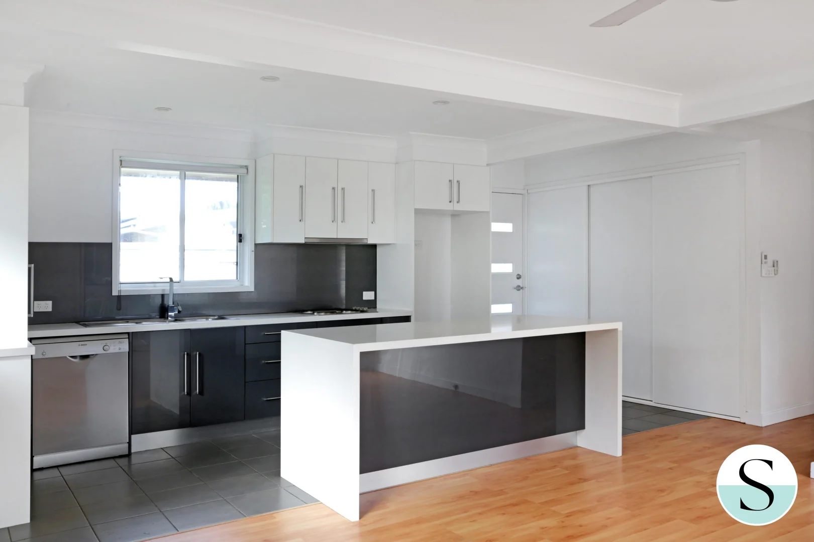 Additional image 2 of 7 Alexander Avenue, Caves Beach NSW 2281