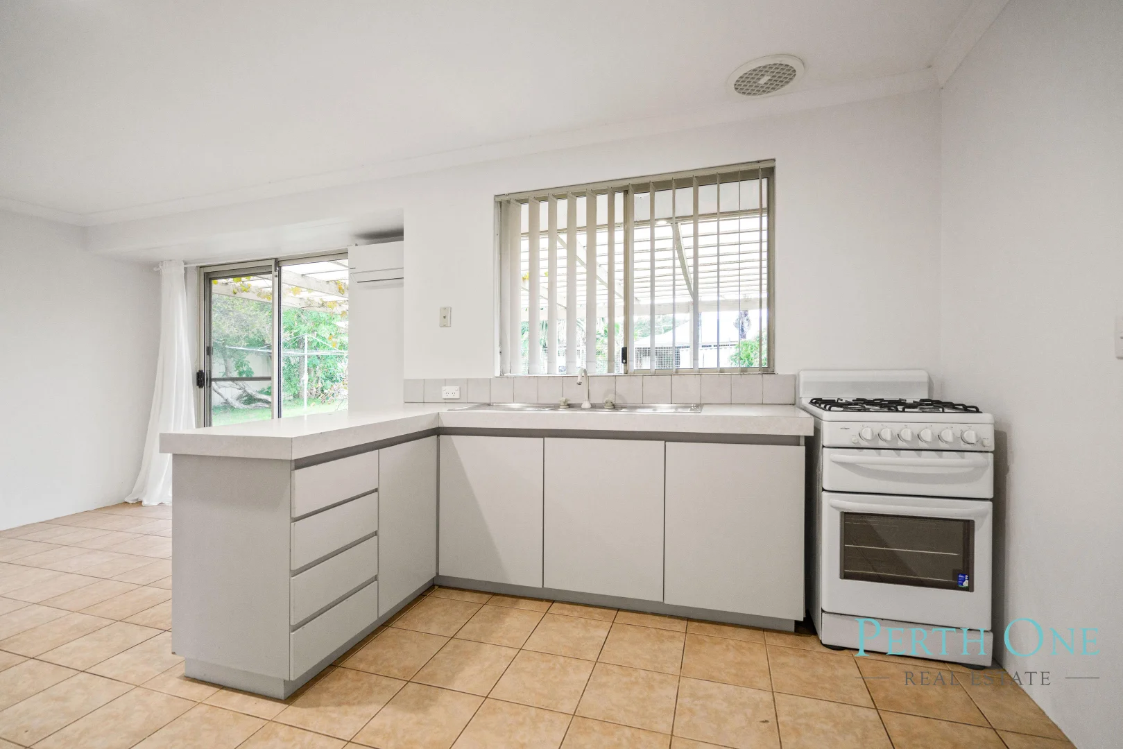 Additional image 6 of 27 Gidgi Way, Waikiki WA 6169