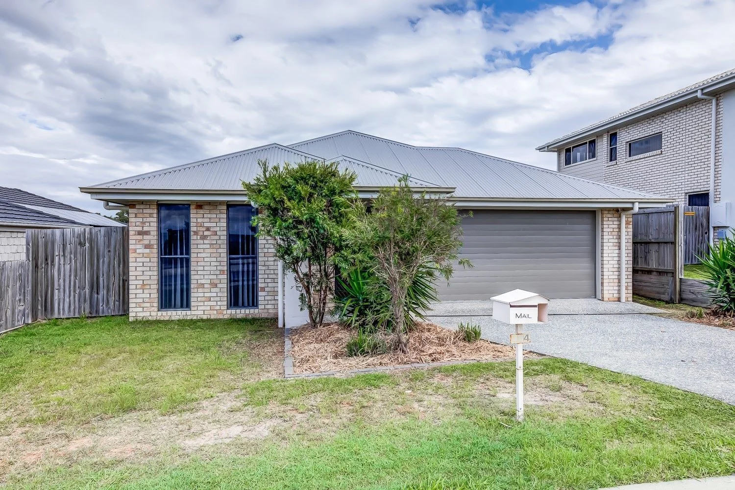 164 Dixon Drive, Pimpama QLD 4209