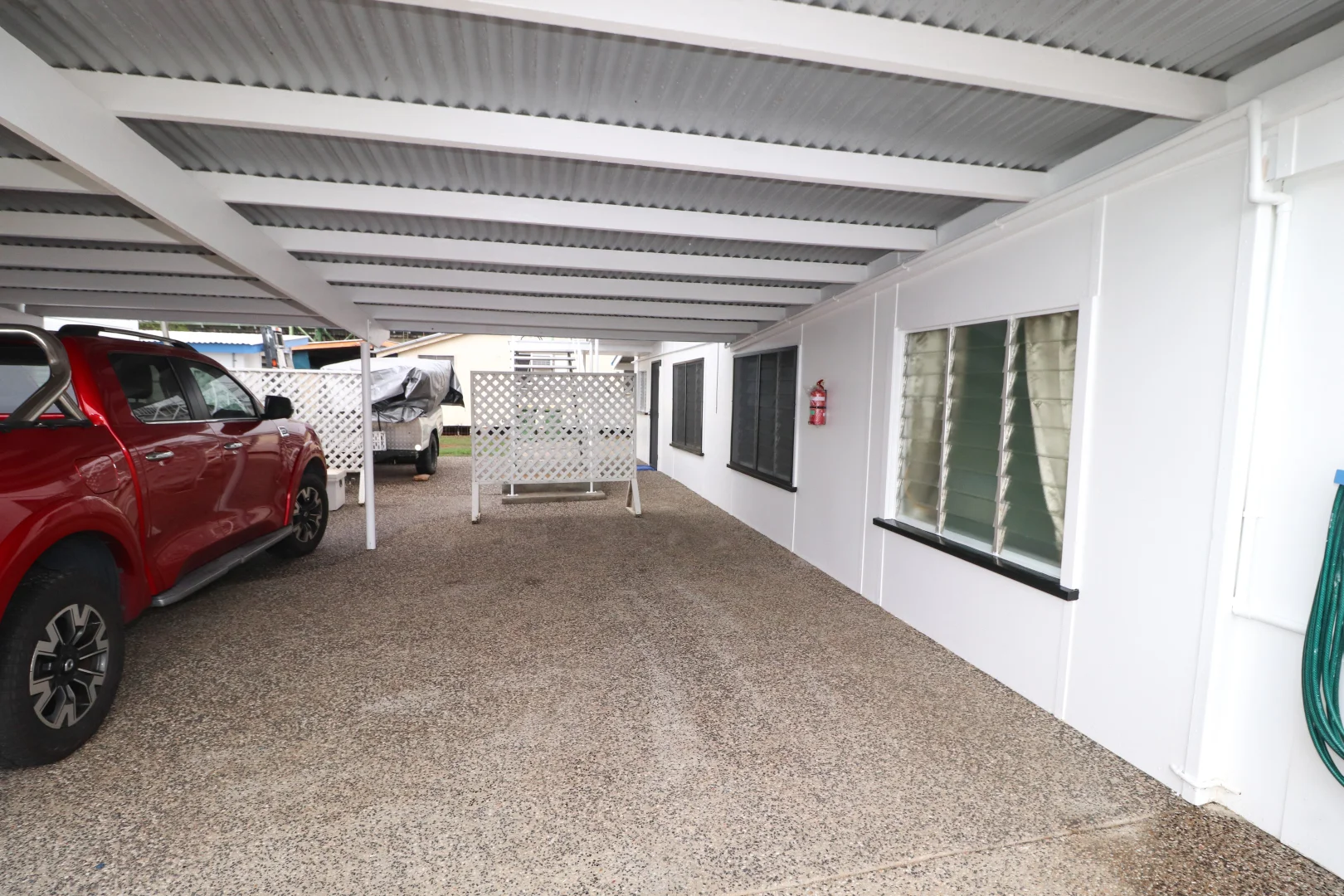 Additional image 3 of 4/8-10 Bruce Pde, Lucinda QLD 4850