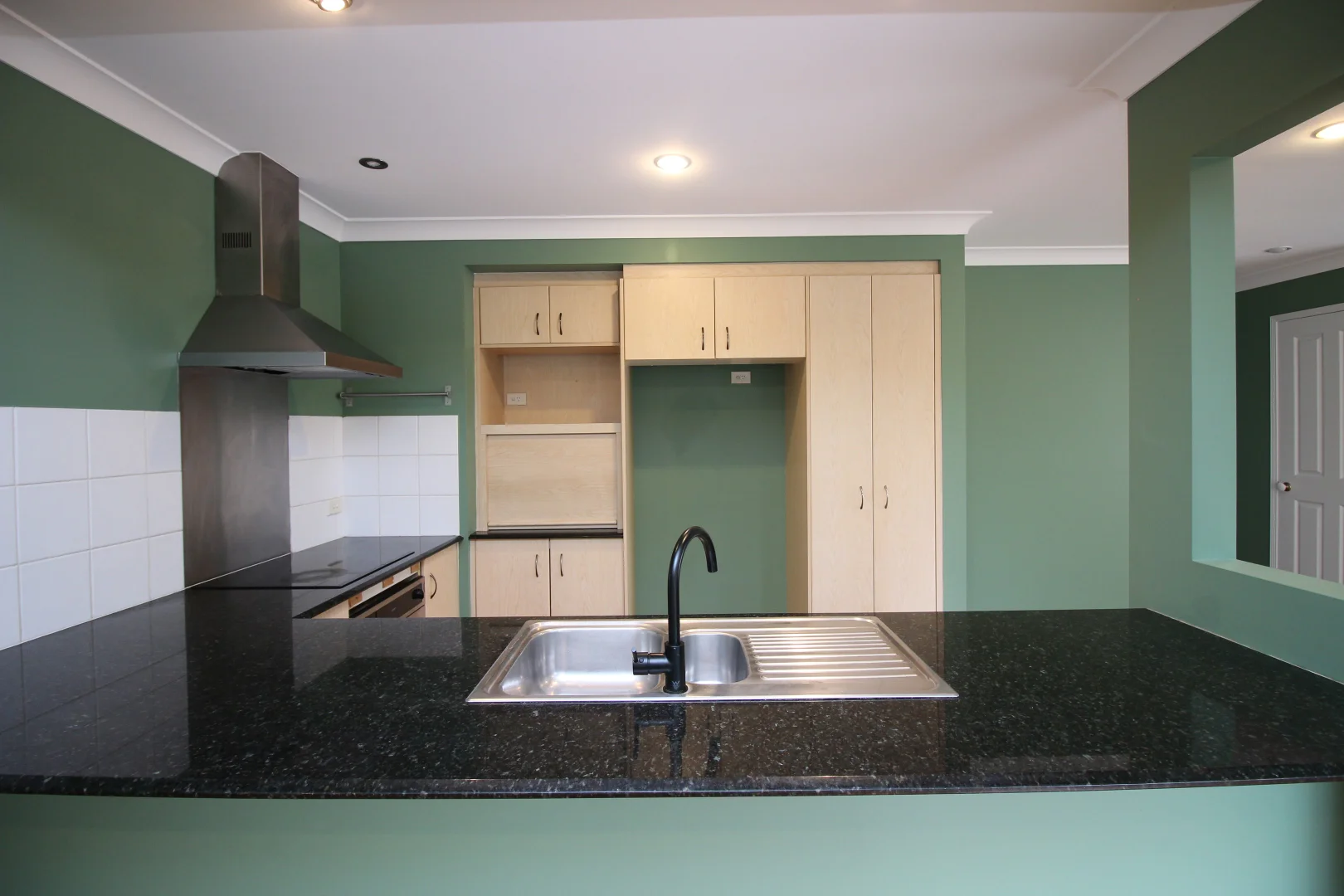 Additional image 4 of 5/38-40 Robert Street, Labrador QLD 4215