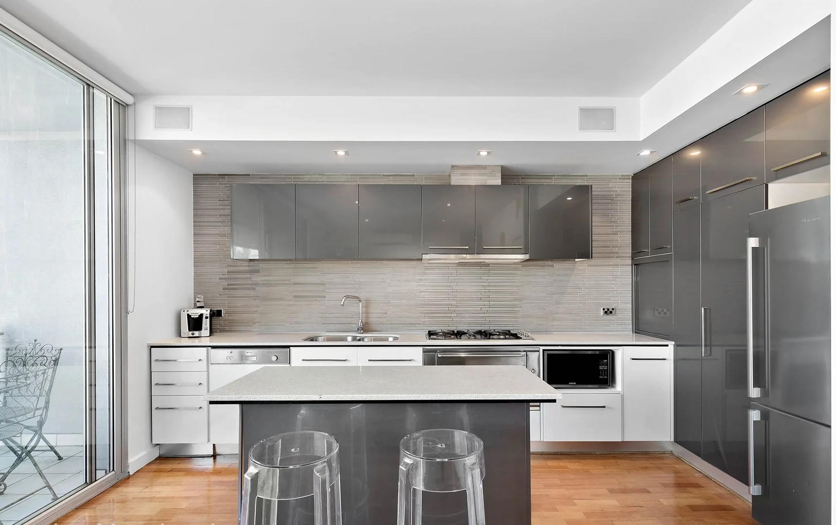 Additional image 2 of 2/104 Barkly Street, St Kilda VIC 3182