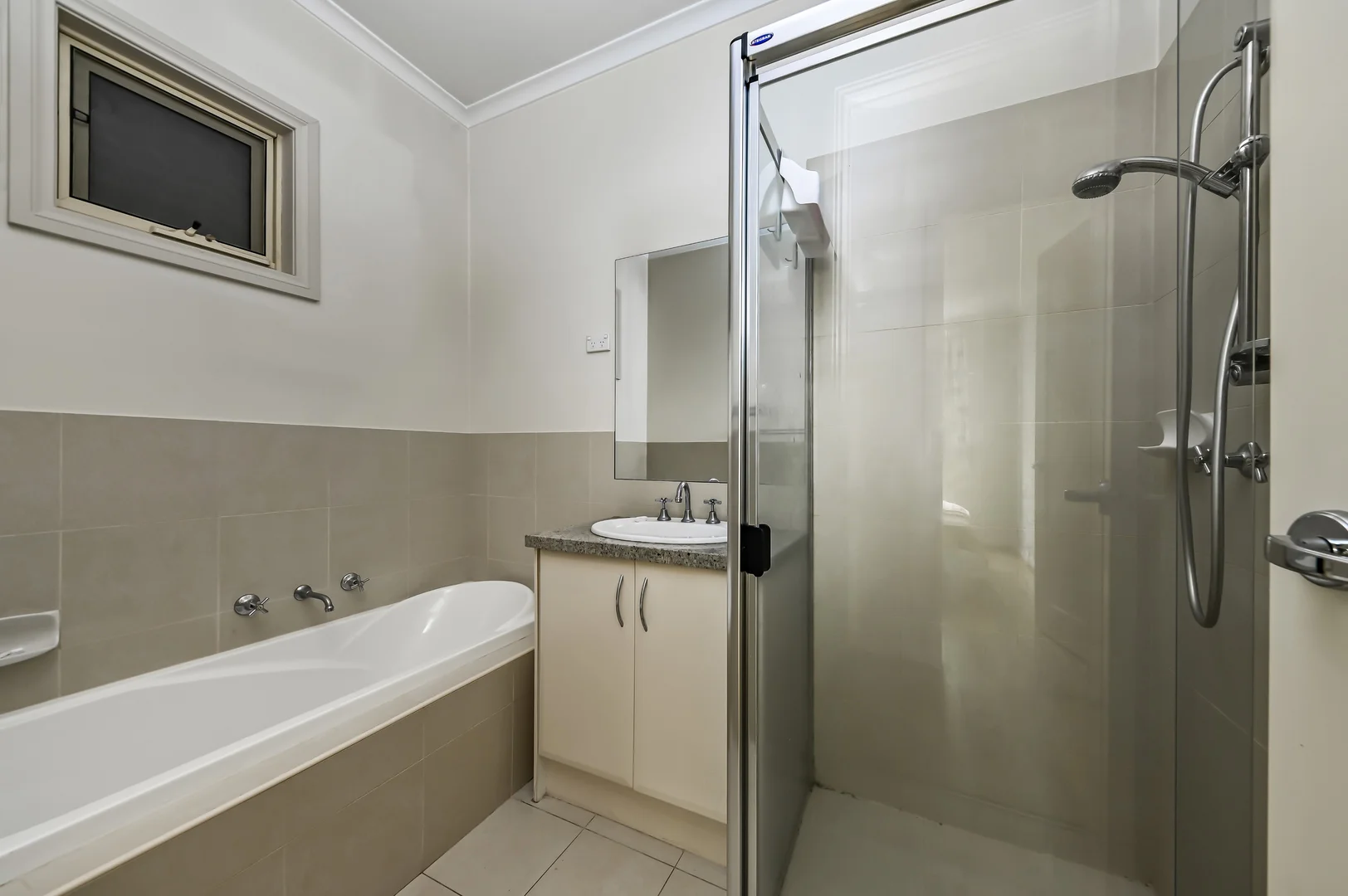 Additional image 9 of 1/2 Efron Court, Box Hill North VIC 3129