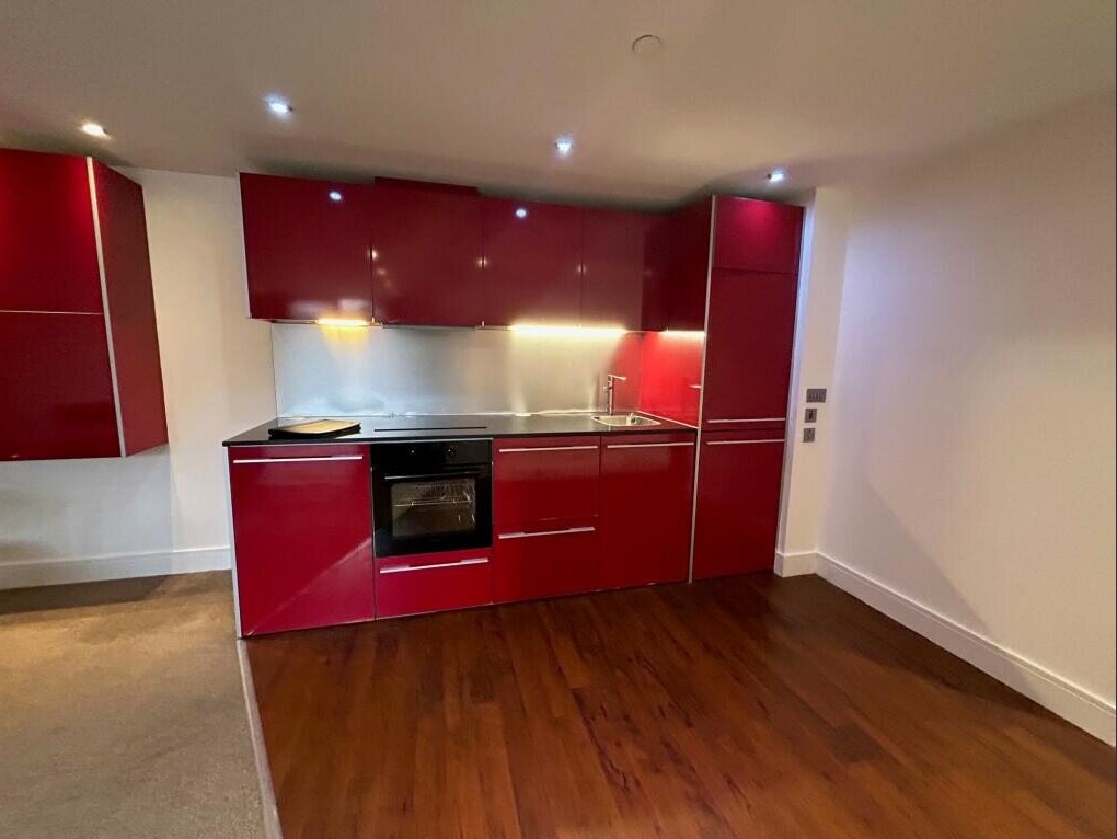 2 Bed Flat, The Ropewalk, NG1, N1 7GU photo 3
