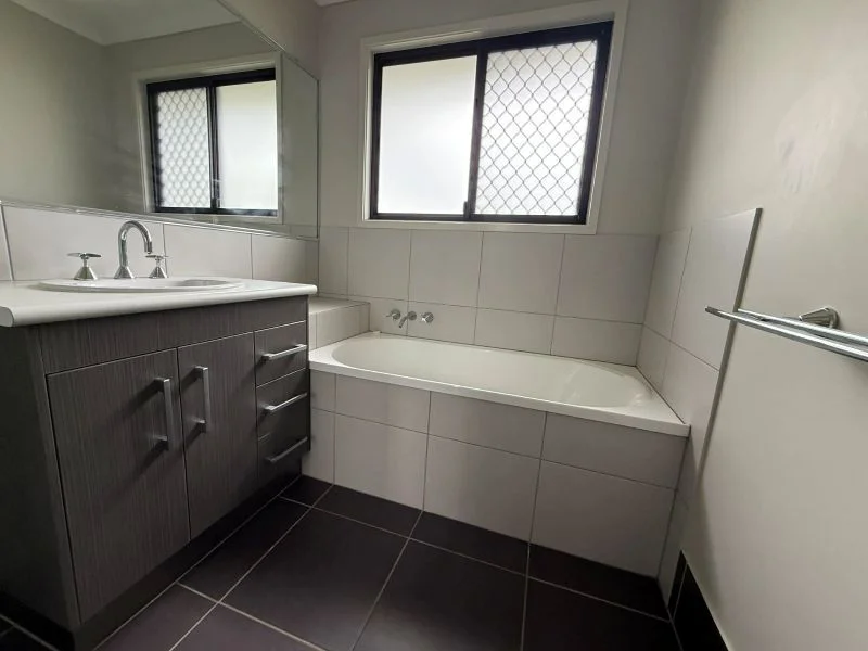 Additional image 2 of 6-11 Bennett Court, Moranbah QLD 4744