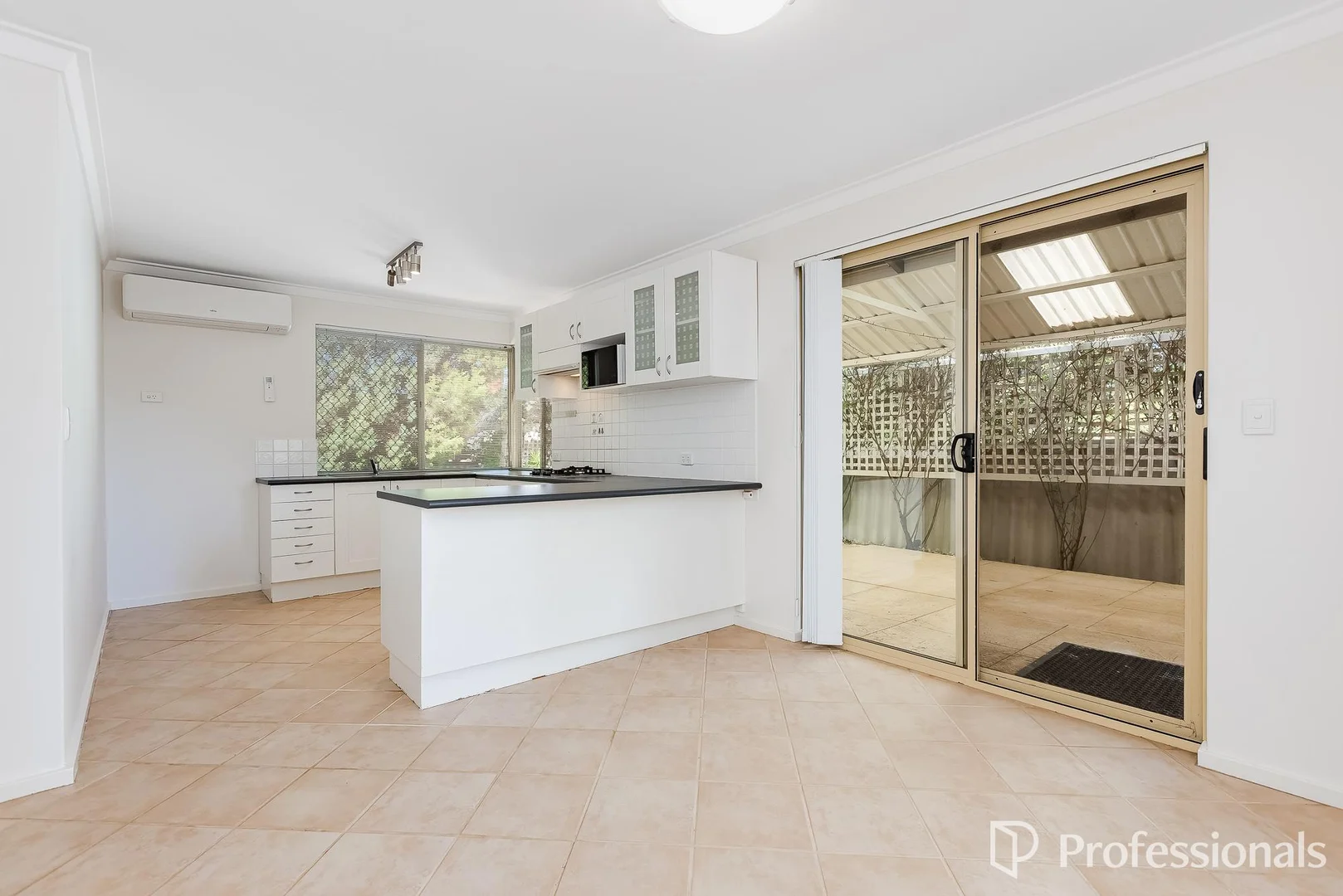 Additional image 4 of 3B Alsop Walk, Carine WA 6020