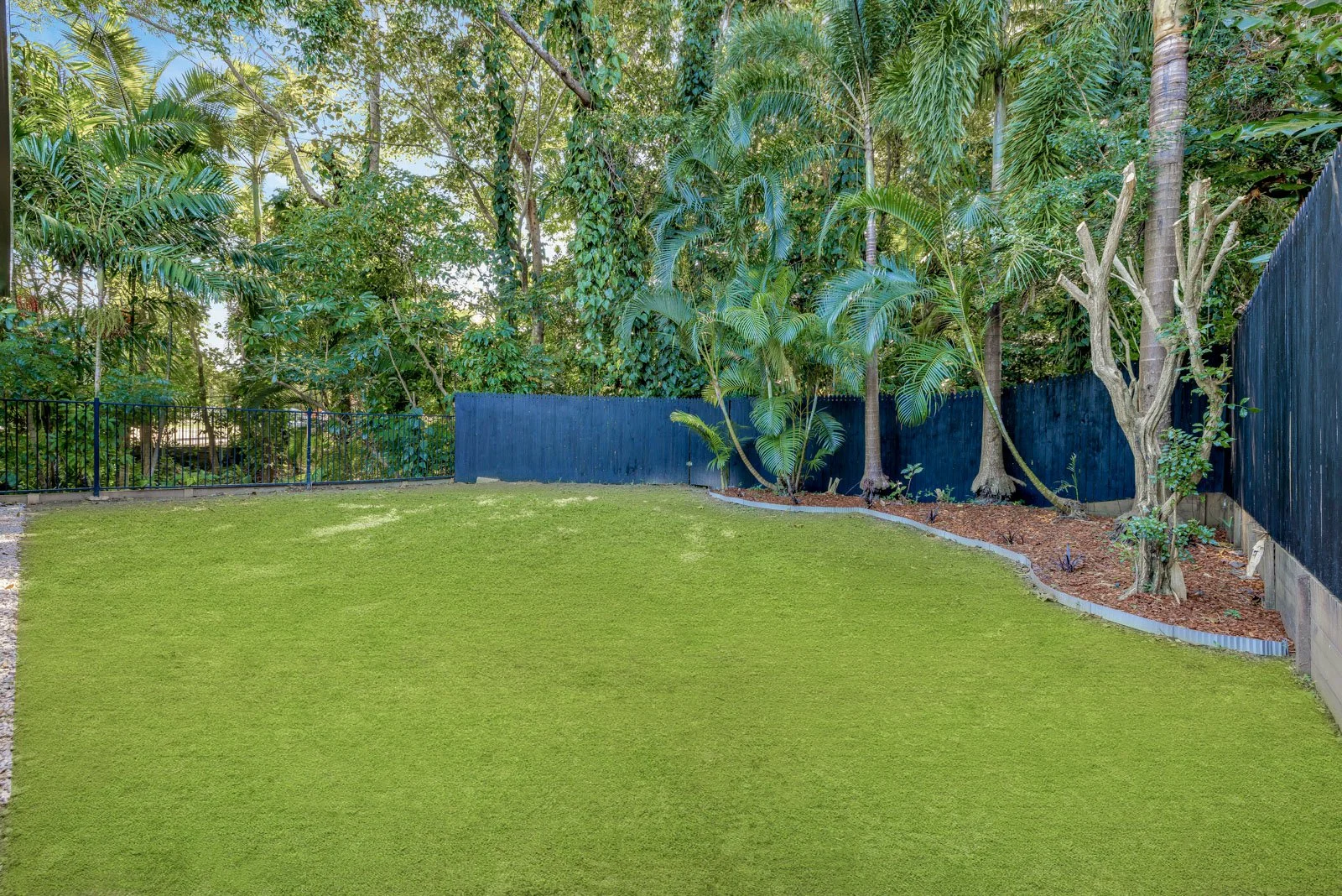 Additional image 13 of 218 Greenslopes Street, Whitfield QLD 4870
